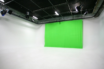 ic-studio23-white-greenscreen Thumbnail